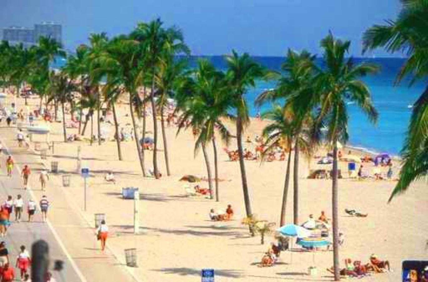 Apartament Hollywood Vacation Mins To Beach & Hard Rock #193 Zewnętrze zdjęcie