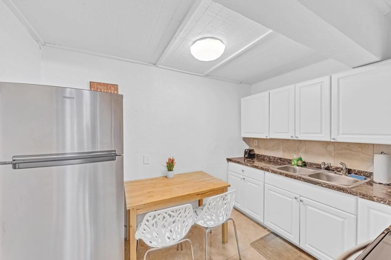 Apartament Hollywood Vacation Mins To Beach & Hard Rock #193 Zewnętrze zdjęcie